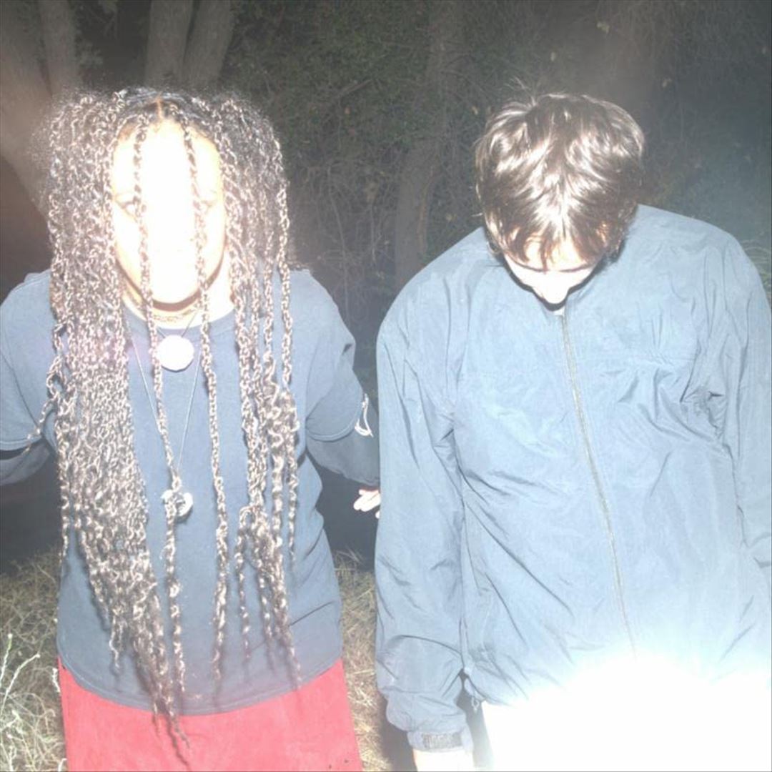 Derealised cover art