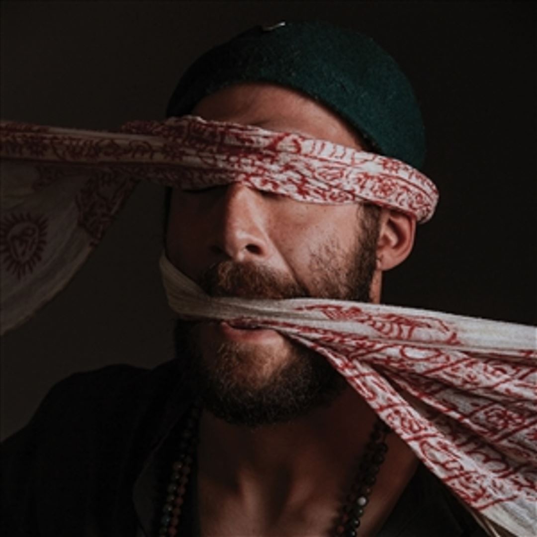 Ashk Haye Moghavemat cover art