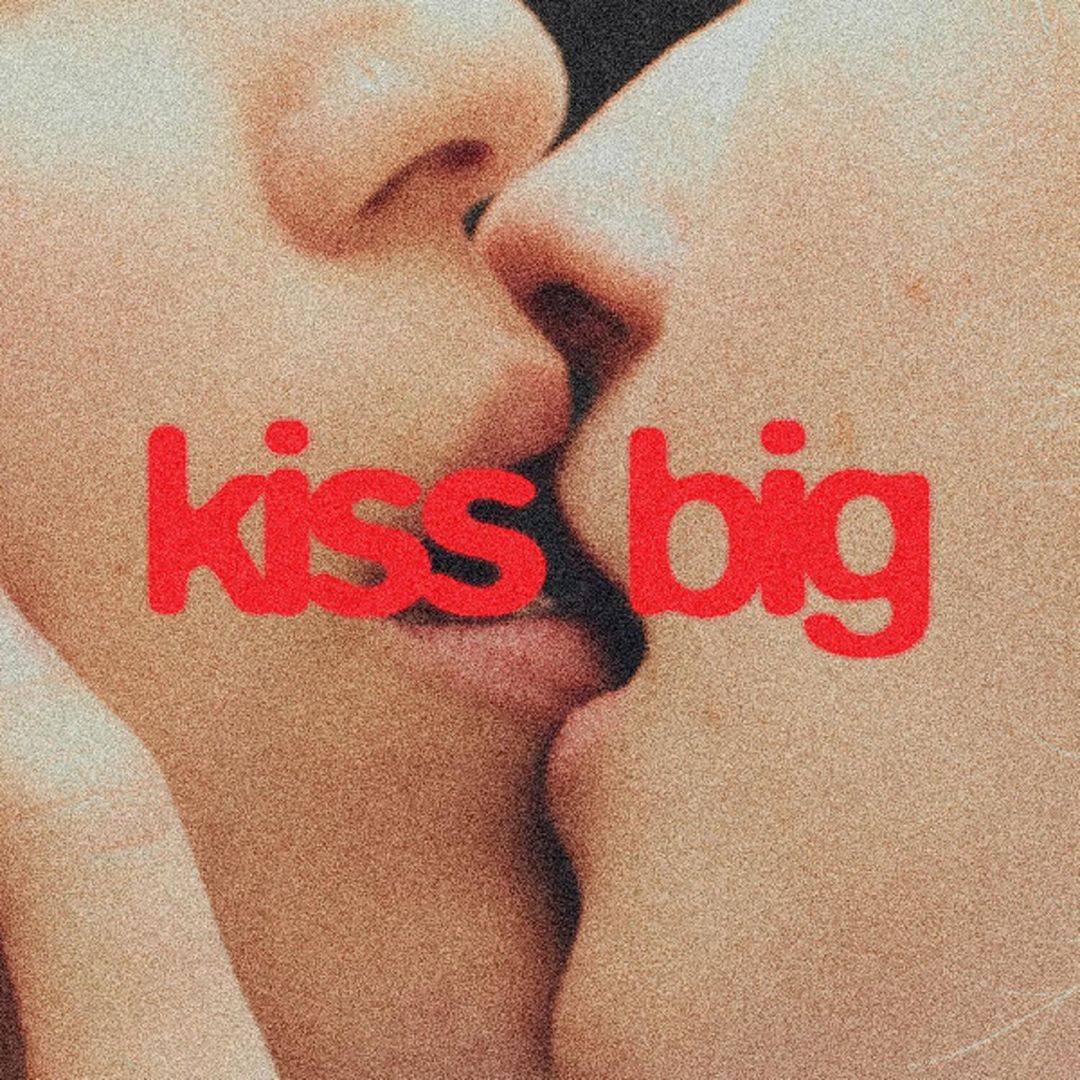Kiss Big cover art