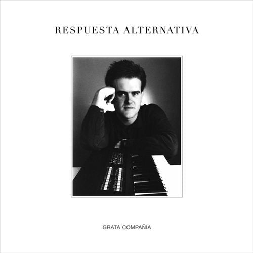 Grata Compañía cover art