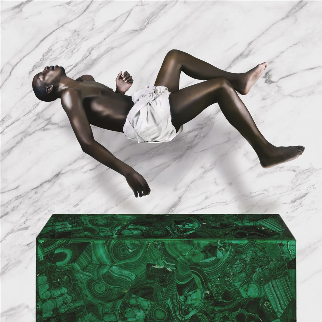Vie Est Belle   cover art