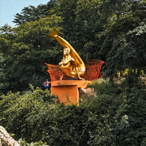 Brancusi Sculpting Beyonce cover art