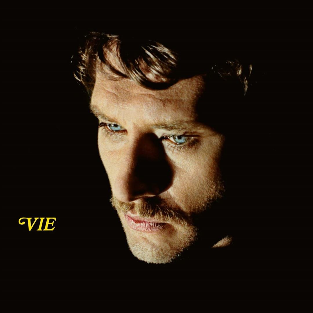 Vie [Deluxe Edition 3LP/4CD/DVD] cover art