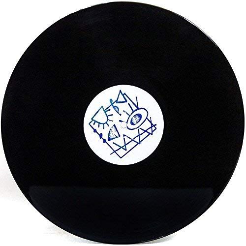 Kneqq/Struck cover art